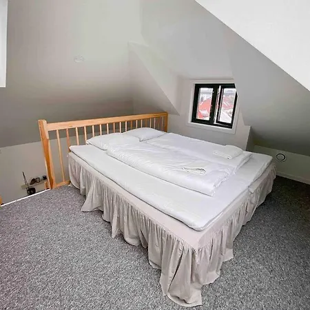 The Yellow House Nr 11 By Berti's