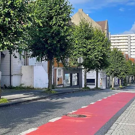 The Yellow House Nr 11 By Berti's شقة *